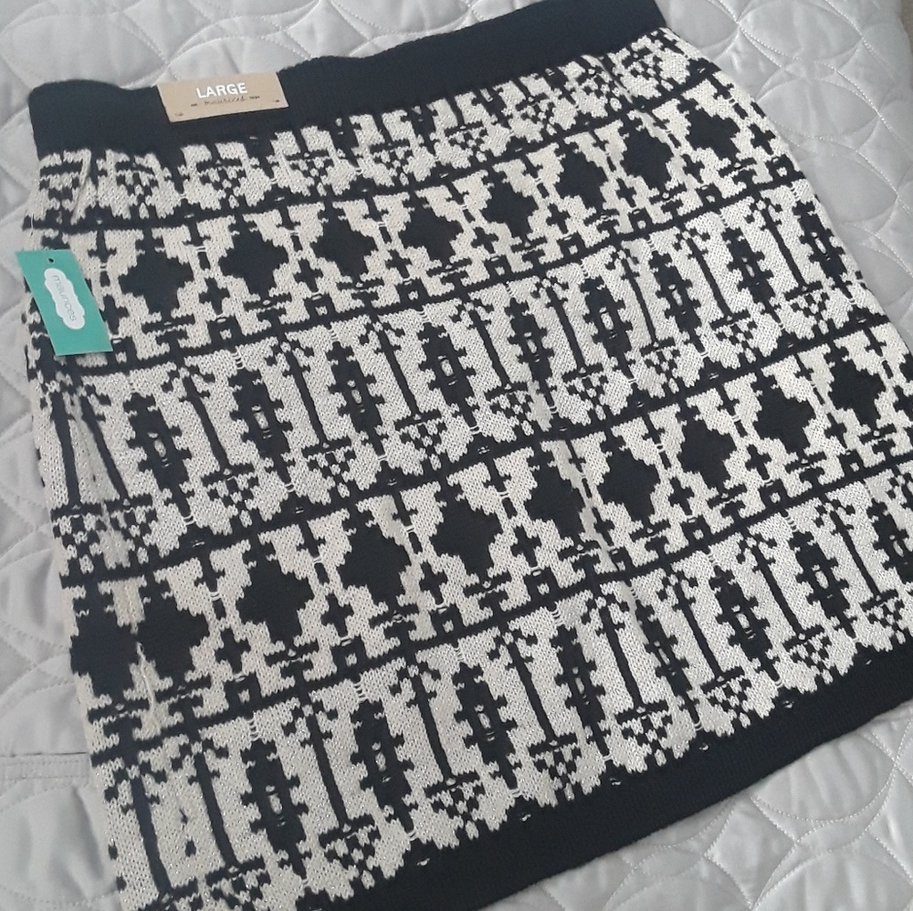 NWT Maurices Skirt